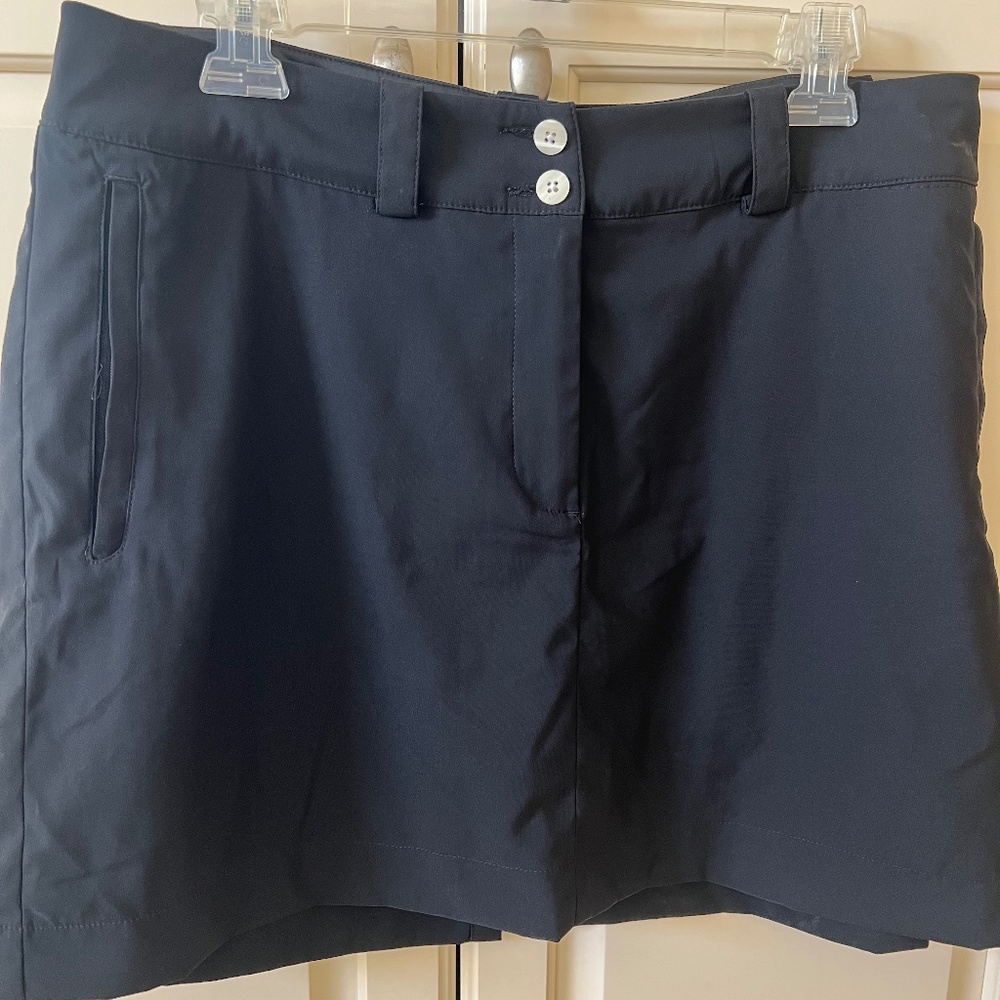 Ladies NIKE golf Skort size 10